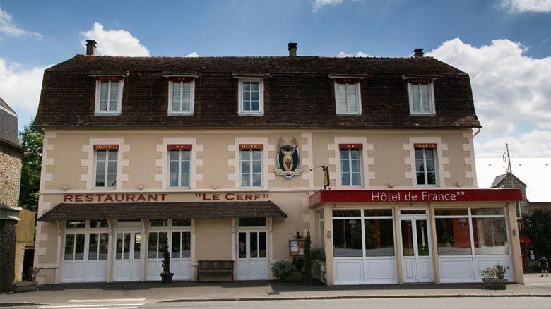 Logis Hotel De France Restaurant Grill ดอมฟรองต์ ภายนอก รูปภาพ
